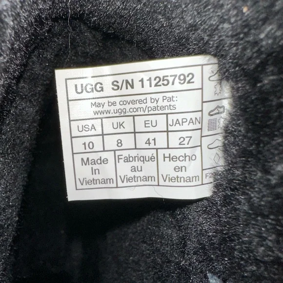 UGG- Cory II Bootie {women’s 10} - Picture 4 of 8